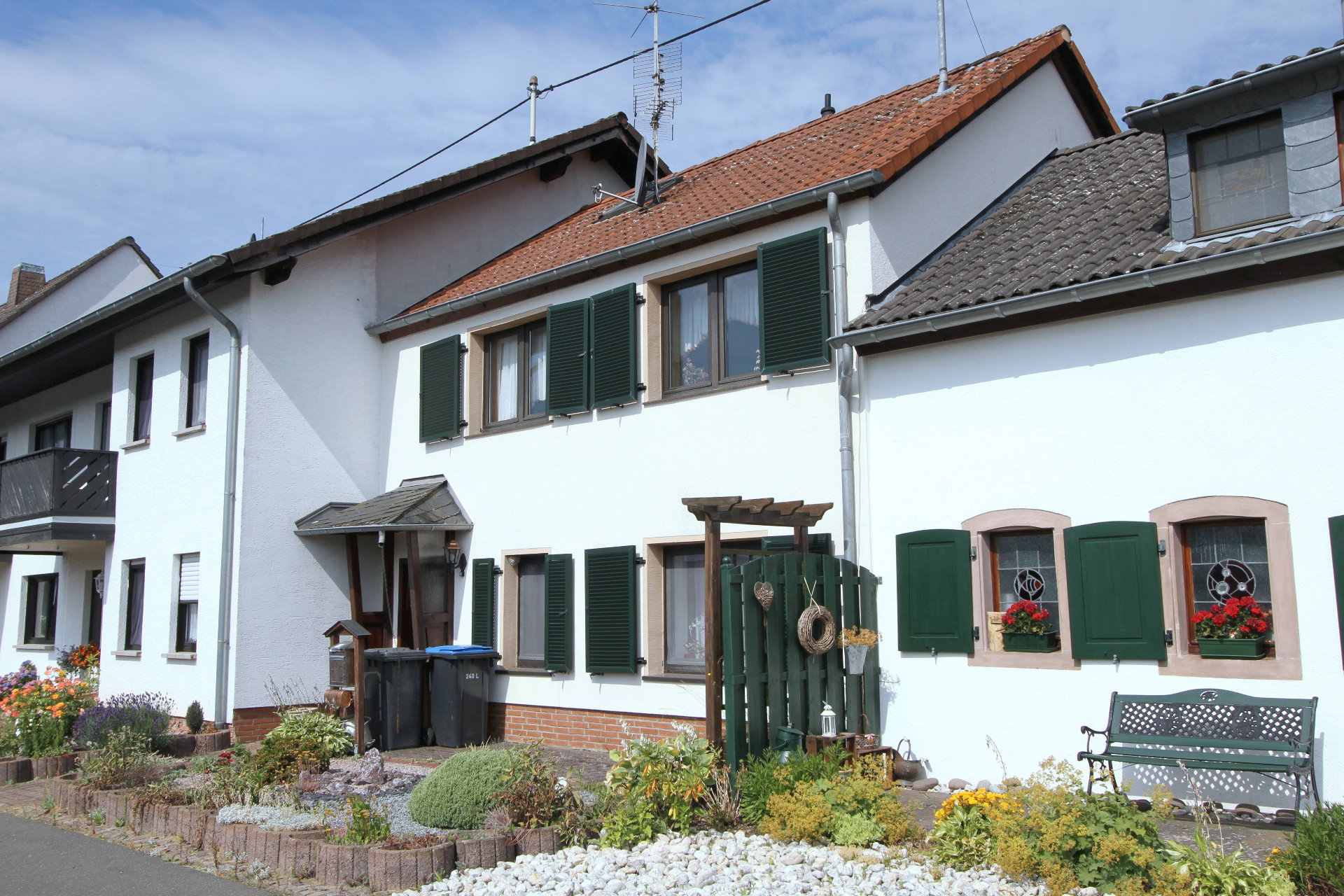 sehr gemütliches Häuschen mit kleinem in naturnaher Lage in